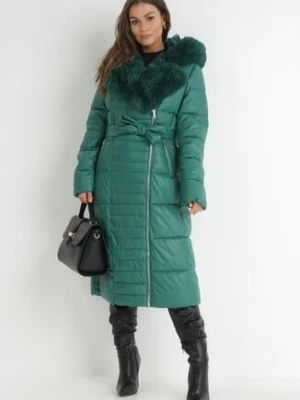 Zielona Kurtka Długa Pikowana Płaszcz z Imitacji Skóry z Futerkiem Sezee ann gissy