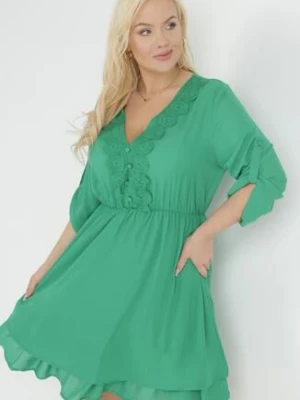Zielona Rozkloszowana Sukienka Mini z Ozdobnym Dekoltem i Gumką w Pasie Braely