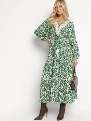 Zielona Sukienka Maxi z Gumką w Pasie i Falbankami oraz Ażurową Tasiemką Juliene rosa