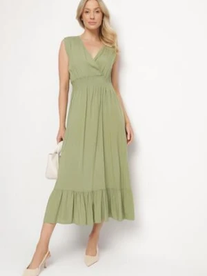 Zielona Wiskozowa Sukienka o Kopertowym Kroju z Falbanką Uliria h&s
