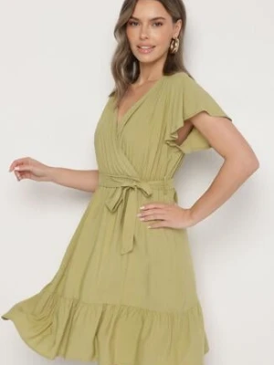 Zielona Wiskozowa Sukienka z Kopertowym Dekoltem i Paskiem Aurenelle j&x