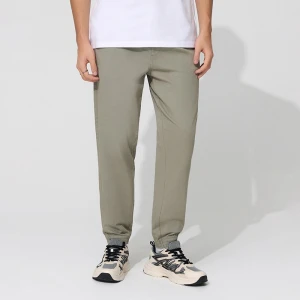 Zielone joggery z regulacją w pasie House