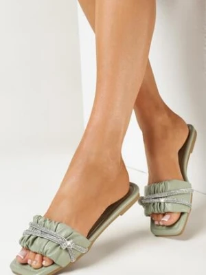 Zdjęcie produktu Zielone Klapki z Kwadratowym Noskiem z Cyrkoniami Osaza