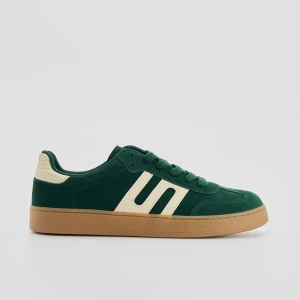 Zielone sneakersy w stylu retro z imitacji zamszu House