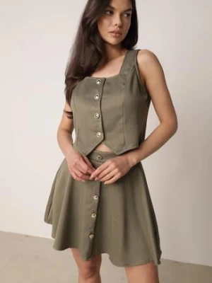 Zielony Elegancki Komplet Kamizelka i Rozkloszowana Spódnica z Guzikami Merireida m&d fashion