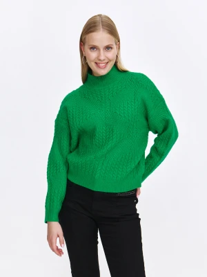 Zielony sweter z golfem