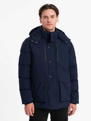 Zimowa kurtka męska z odpinanym kapturem i kieszeniami cargo - granatowa V1 - Rozmiar: S Ombre Clothing