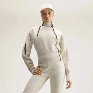 Zimowa kurtka z dzianiny adidas by Stella McCartney Orbit Grey