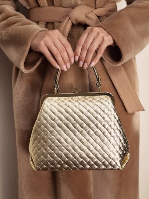 Złota torebka z pikowanej skóry naturalnej TARANKO
