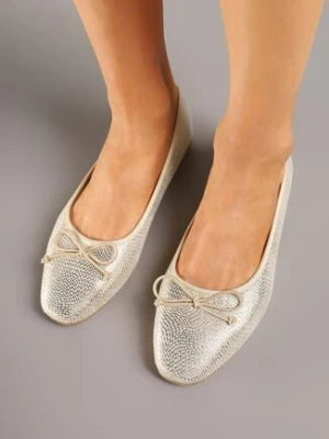 Złote Balerinki Vices z Kokardką i Tłoczeniem Imitującym Skórę Węża Mirtewi