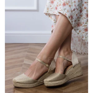Zdjęcie produktu Złote sandały espadryle na koturnie złoty