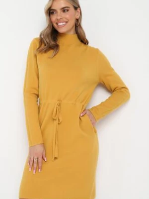Żółta Pudełkowa Sukienka Sweterkowa ze Ściągaczem Elenames