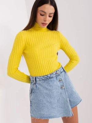 Żółty damski sweter z golfem w prążek