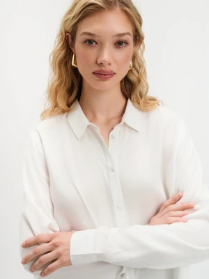 Zwiewna biała koszula Top Secret