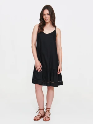 Zwiewna czarna sukienka z haftem u dołu Top Secret