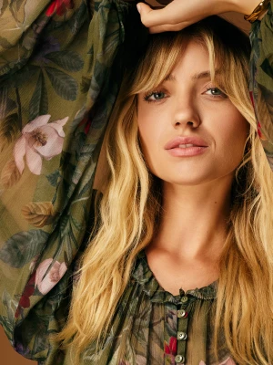 Zwiewna oliwkowa bluzka w kwiaty TARANKO